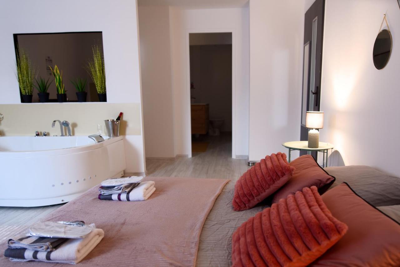 Suite Le Cocoon & Spa By Nancyintimelounge Luaran gambar