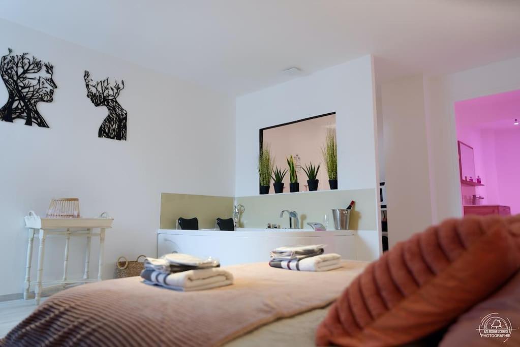 Suite Le Cocoon & Spa By Nancyintimelounge Luaran gambar